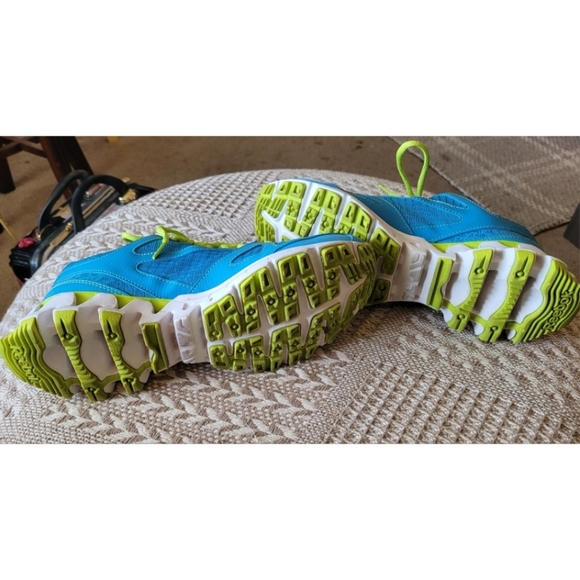 Reebok Blue and Lime Green Zigtech Athletic Running Shoes Women's Size 8.5 - Picture 6 of 6